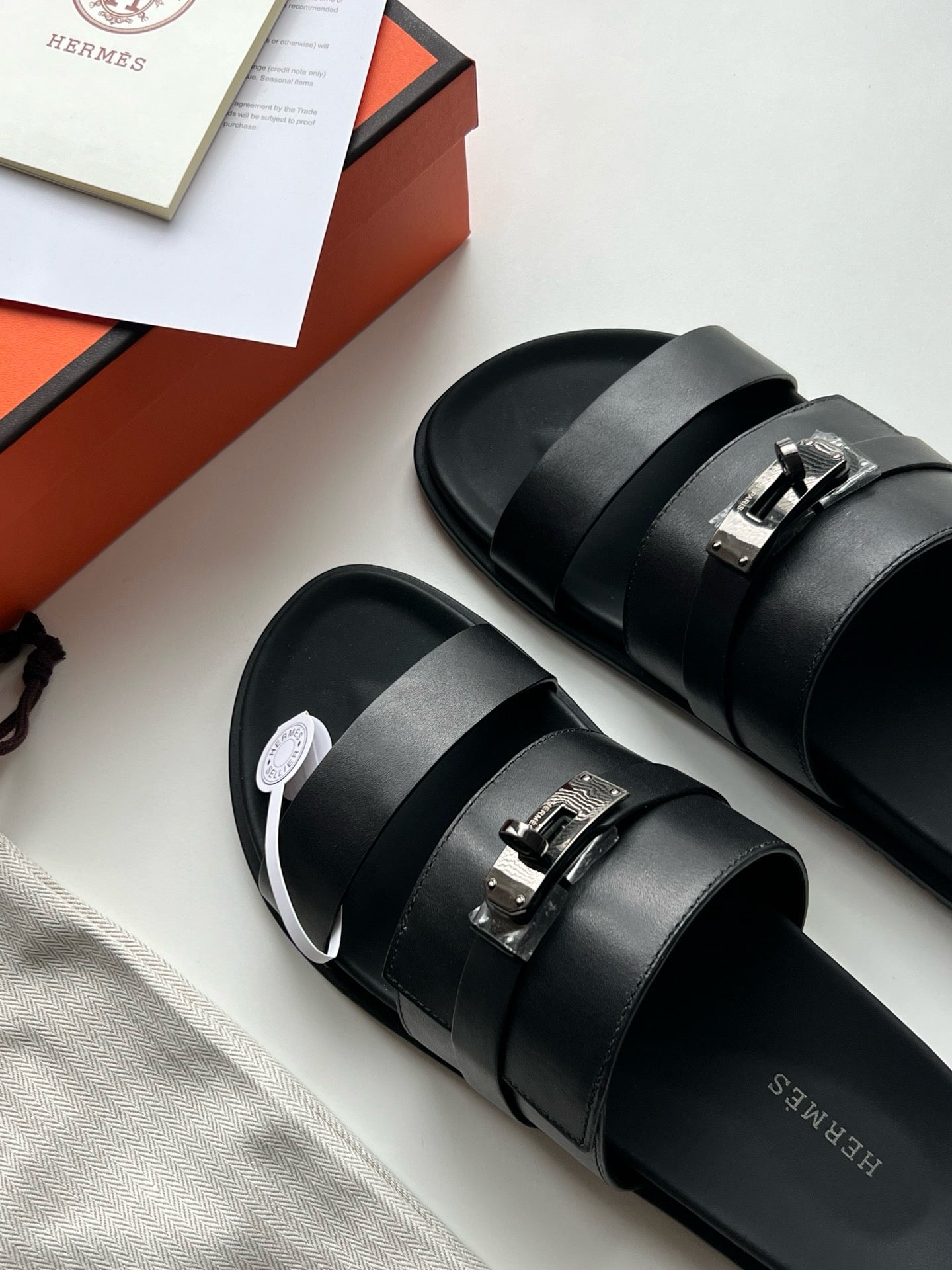 HERMES - Men’s Slippers