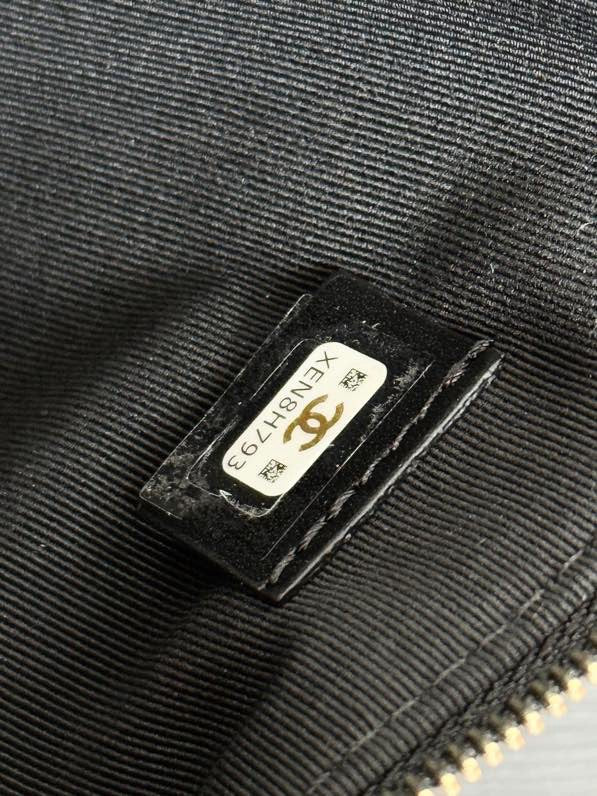 CHANEL - Caviar Quilted Hobo Bag