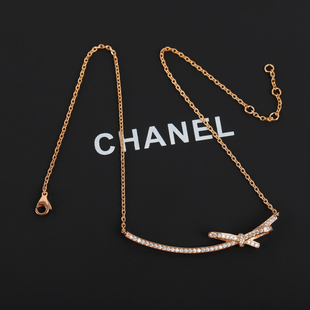 CHANEL - Crystal Necklace