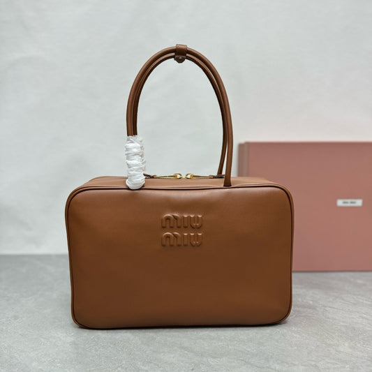 MIU MIU - Leather Beau bag
