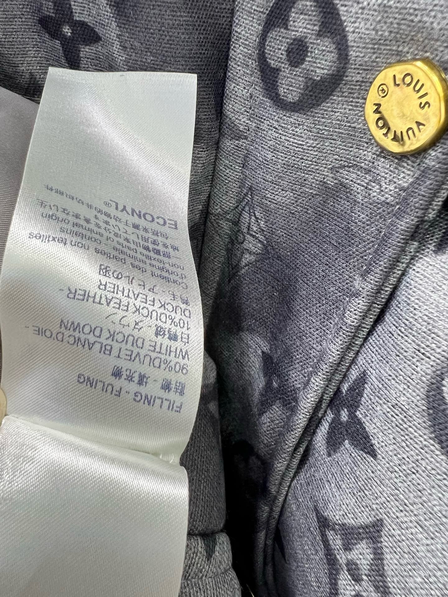 LOUIS VUITTON - Hooded jacket