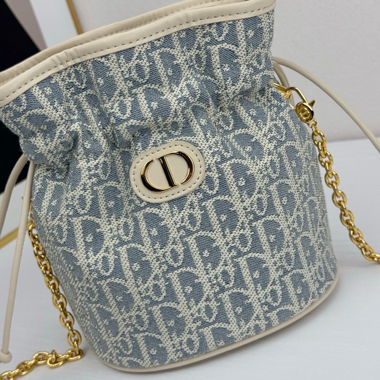 DIOR - oblique 30 montaigne