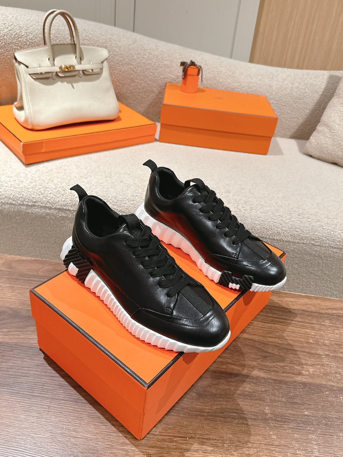 HERMES - Bouncing sneakers