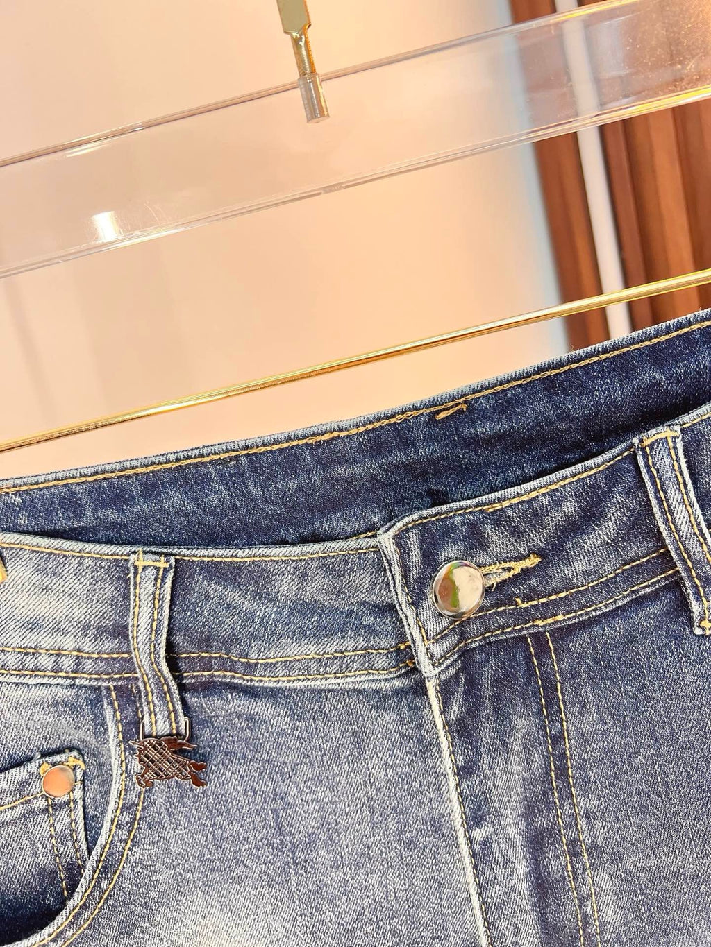 BURBERRY - Jeans