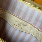 LOUIS VUITTON- Odeon