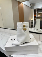 GIVENCHY - Shark lock boots