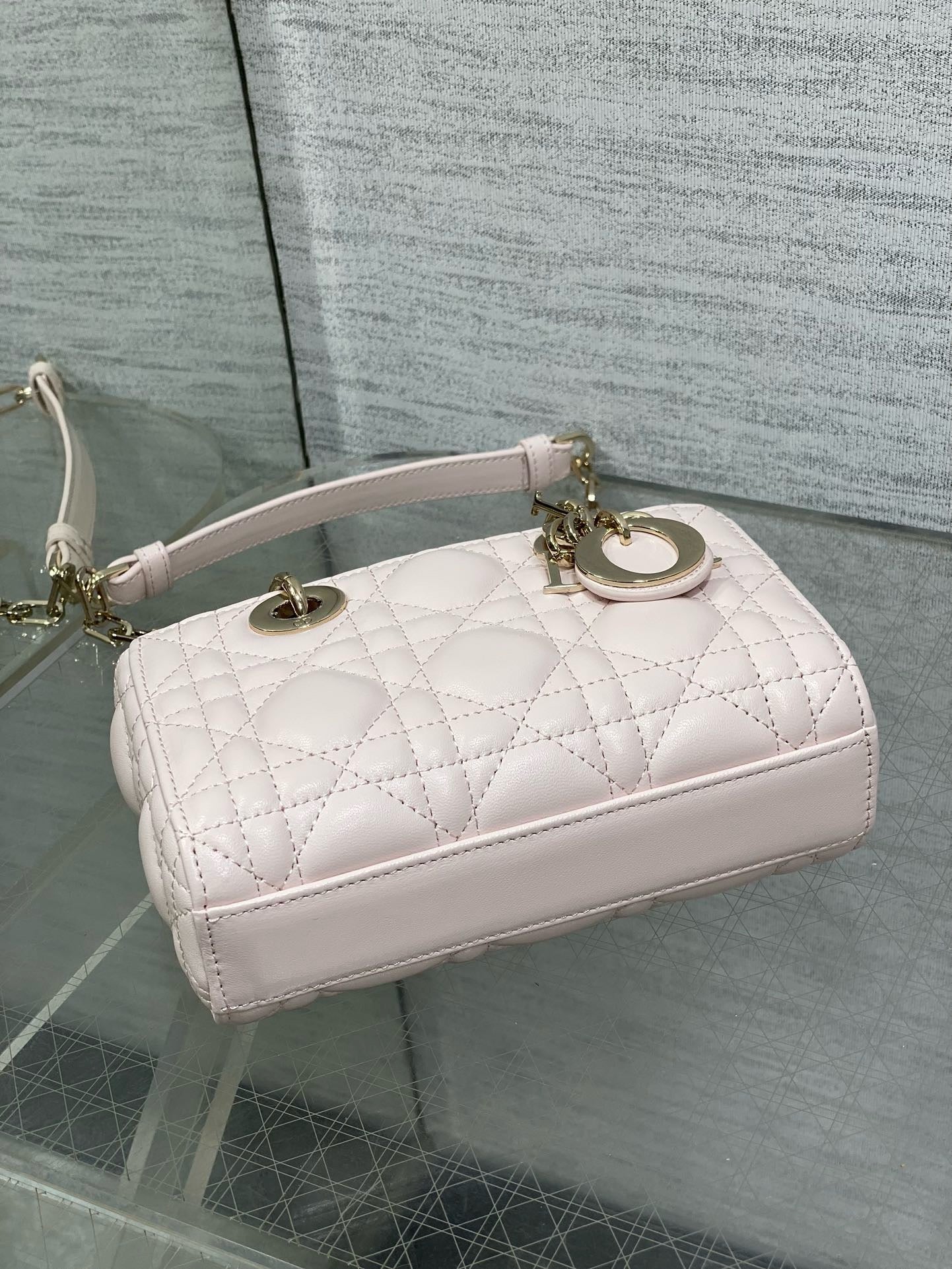 DIOR - D Joy bag