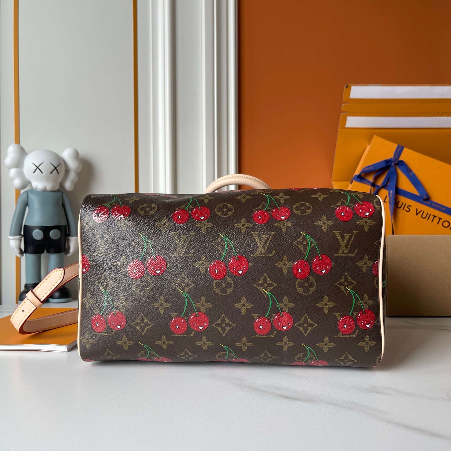 LOUIS VUITTON- Nano Speedy