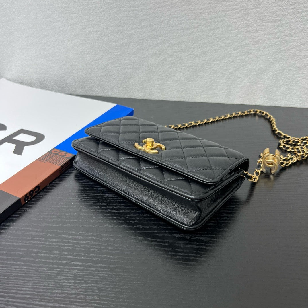 CHANEL - Caviar Quilted Hobo Bag