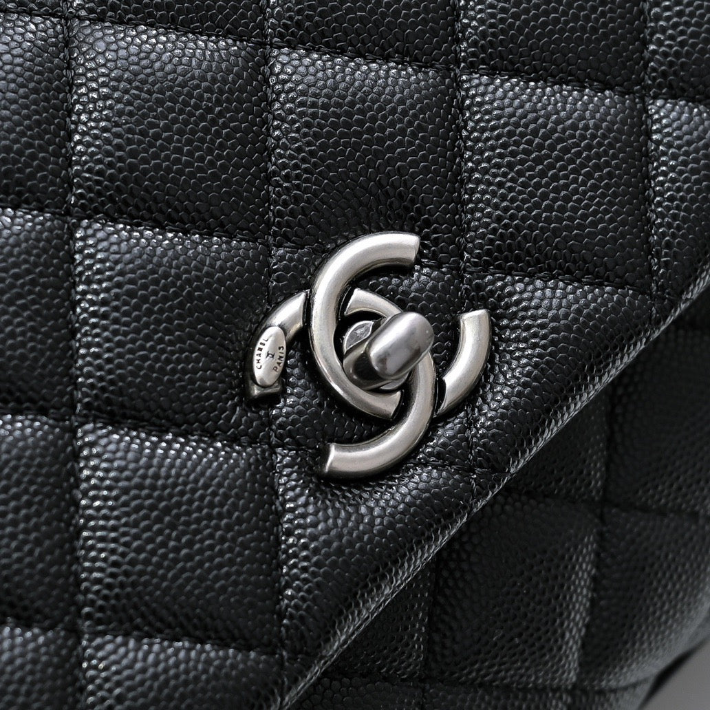 CHANEL - Handle bag