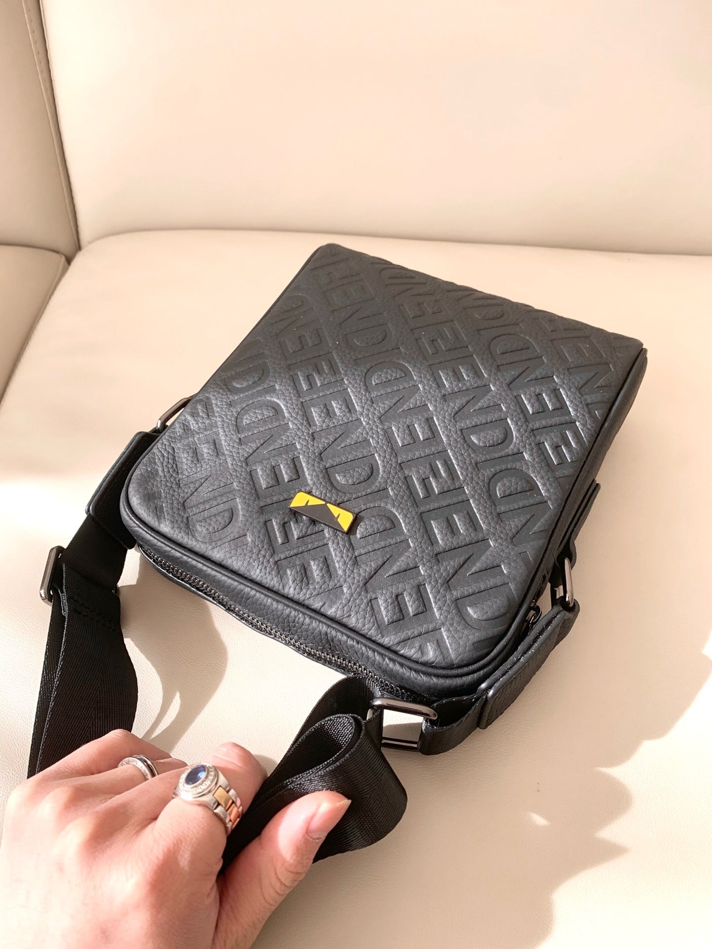 FENDI - leather cross bag