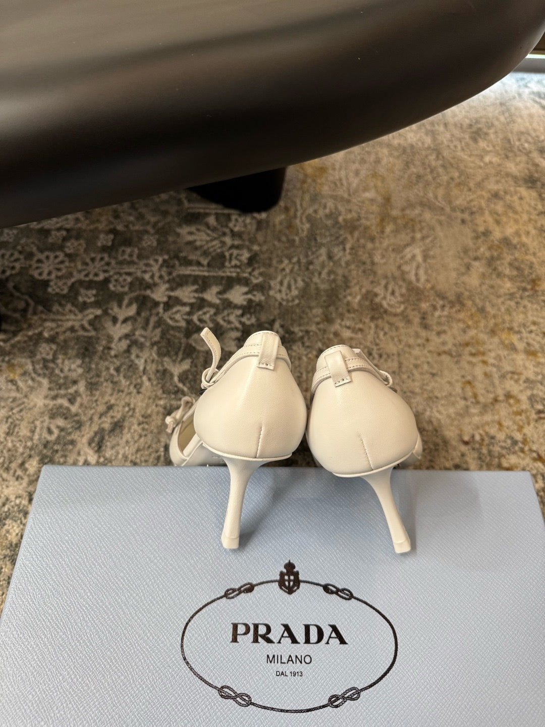 DIOR - open side patent leather heeled pumps