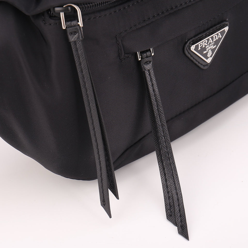 PRADA - Belt bag
