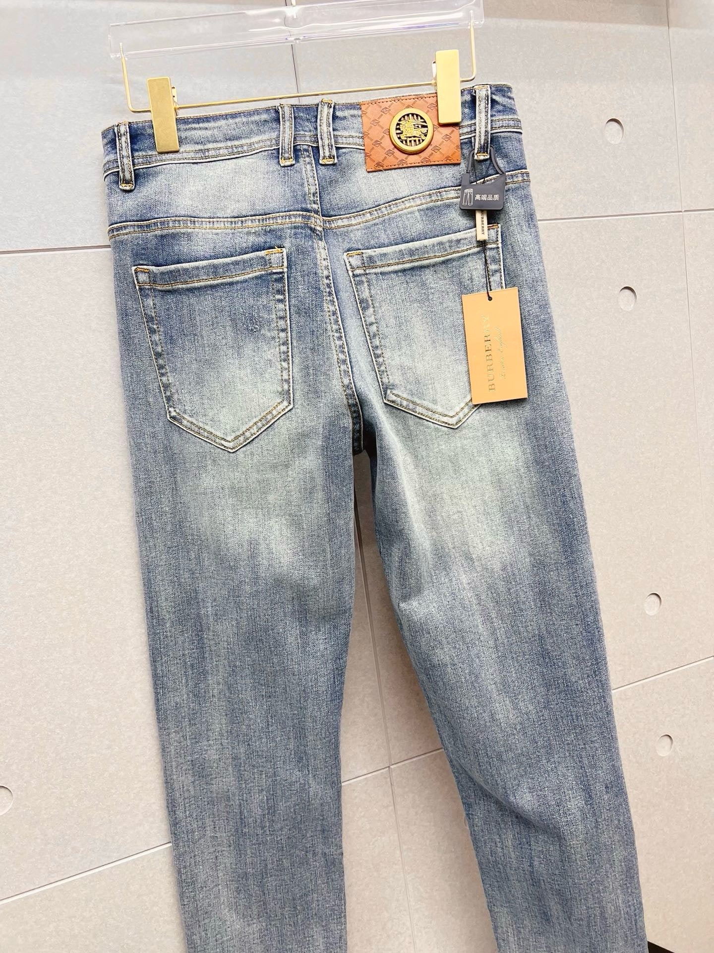 BURBERRY - Jeans