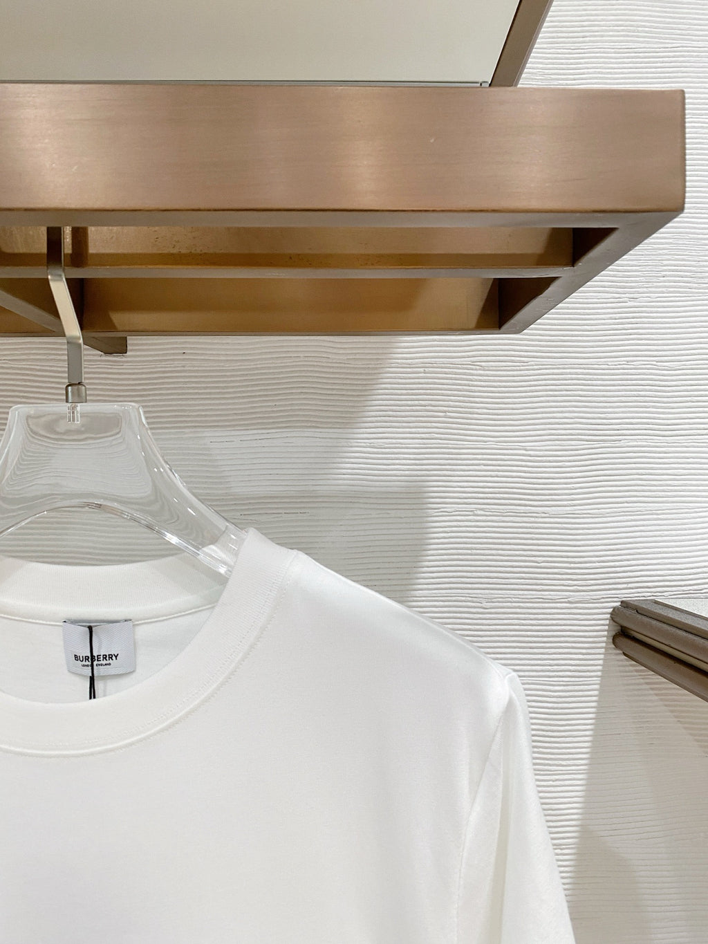 BURBERRY - T-shirt