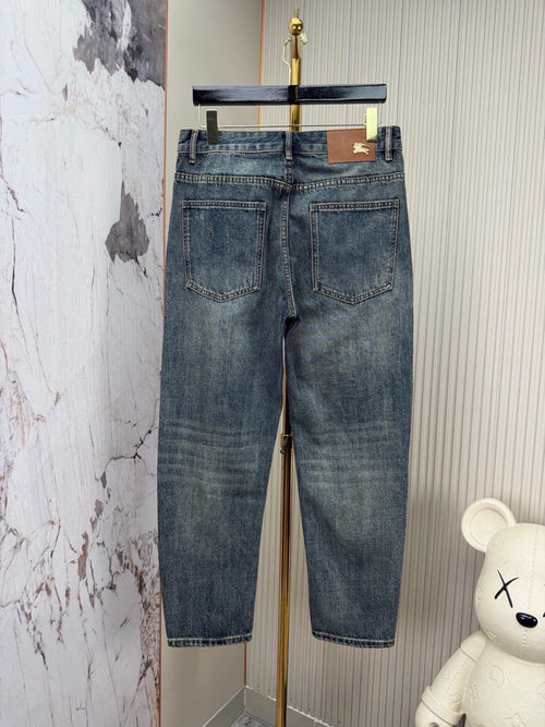 BURBERRY - Jeans