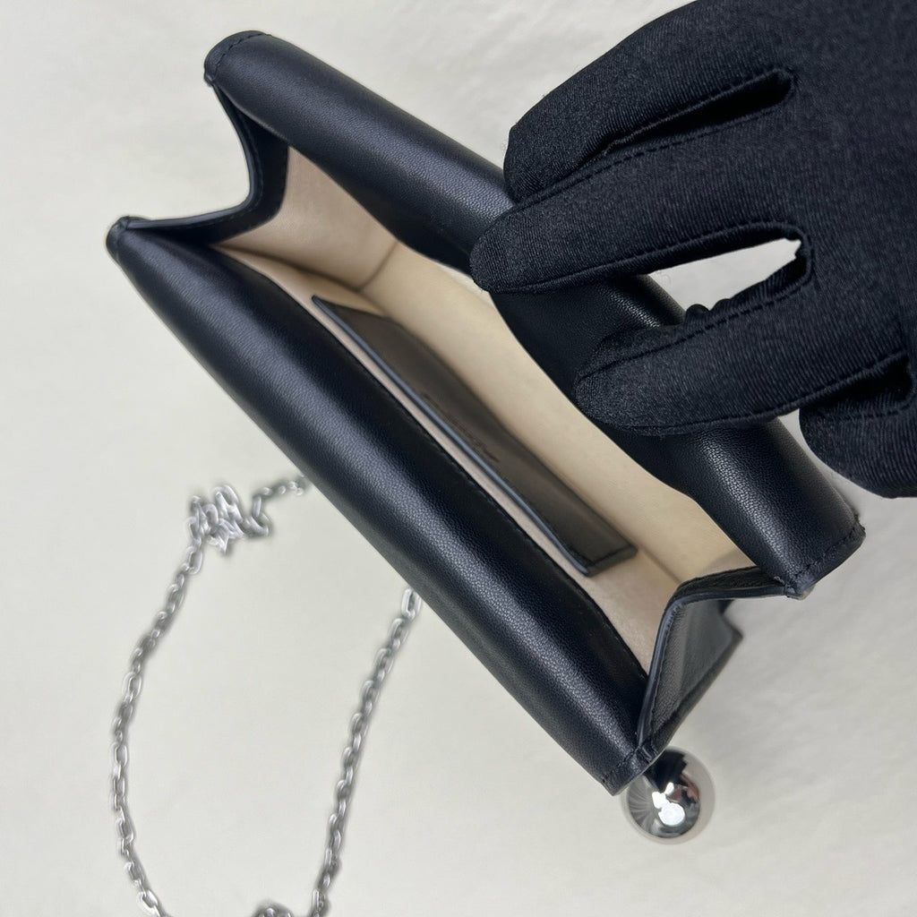 JACQUEMUS - La Petite Pochette Rond Carré clutch