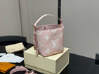 LOUIS VUITTON- all in BB