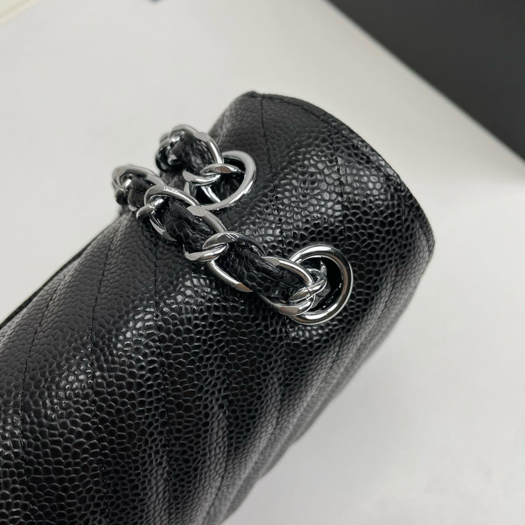 CHANEL - Classic Crush Mini Flap