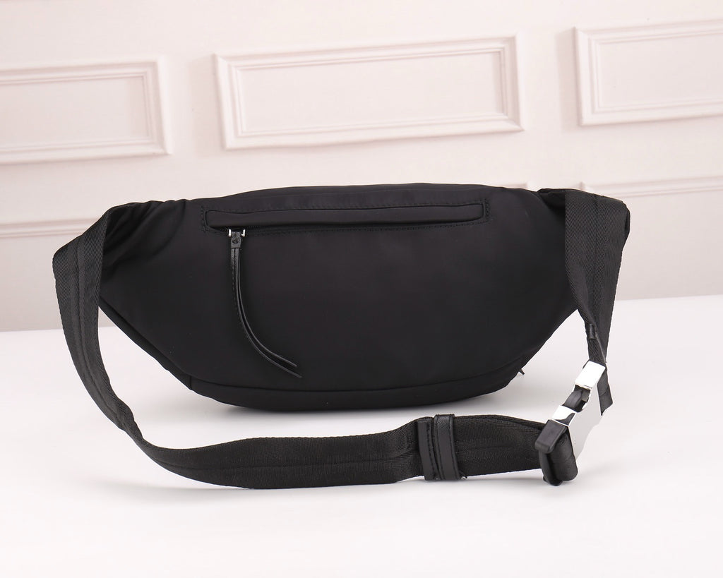 PRADA - Belt bag