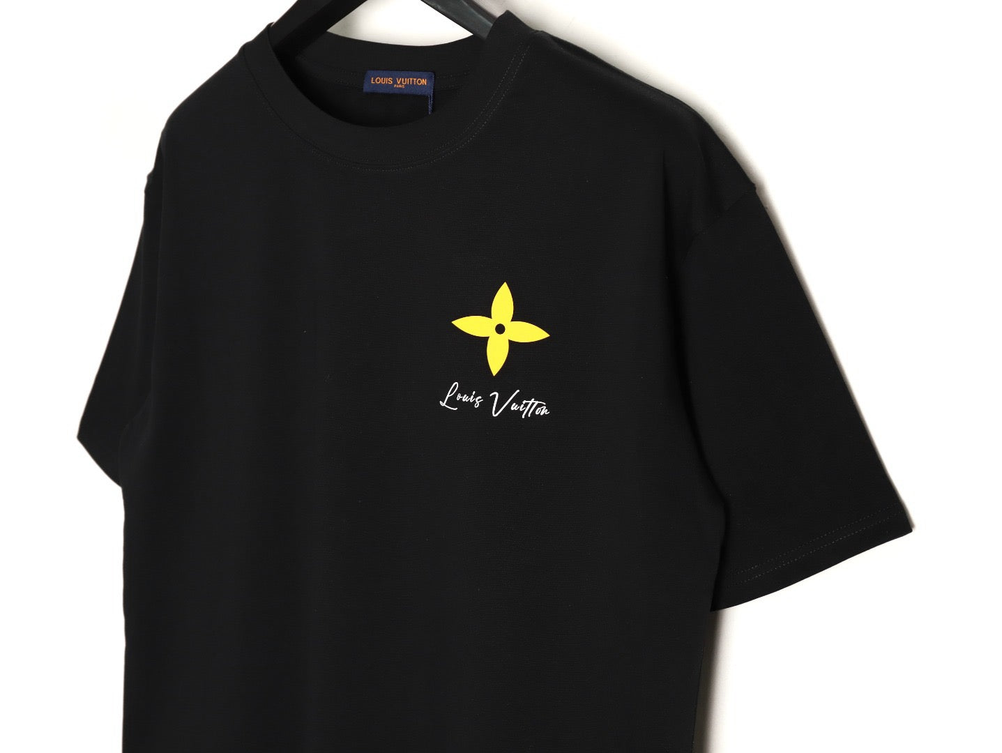 LOUIS VUITTON - T-shirt