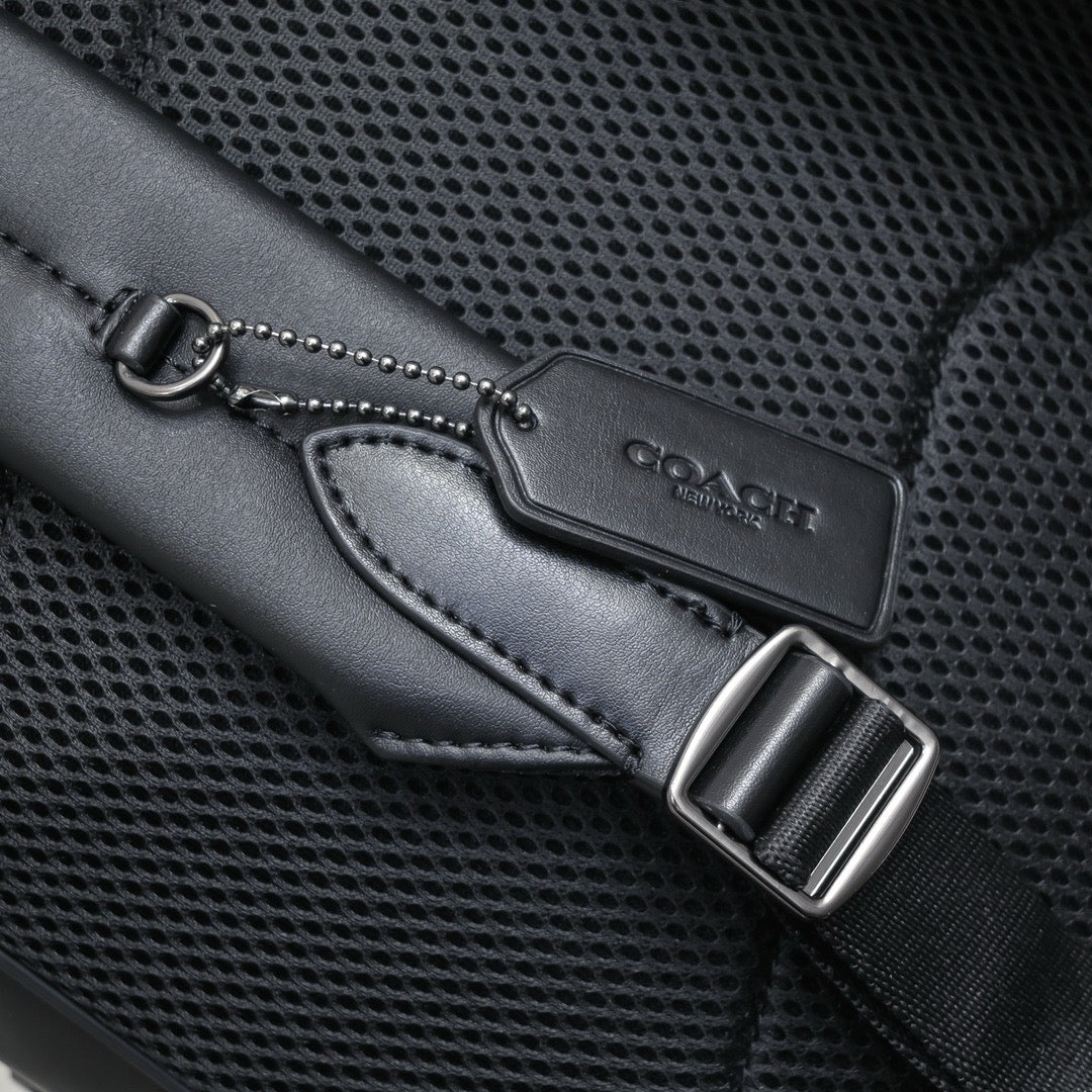 COACH - Hitch Backpack