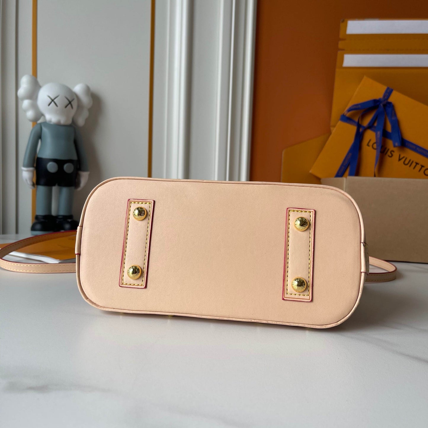 LOUIS VUITTON - Lv x TM nano alma