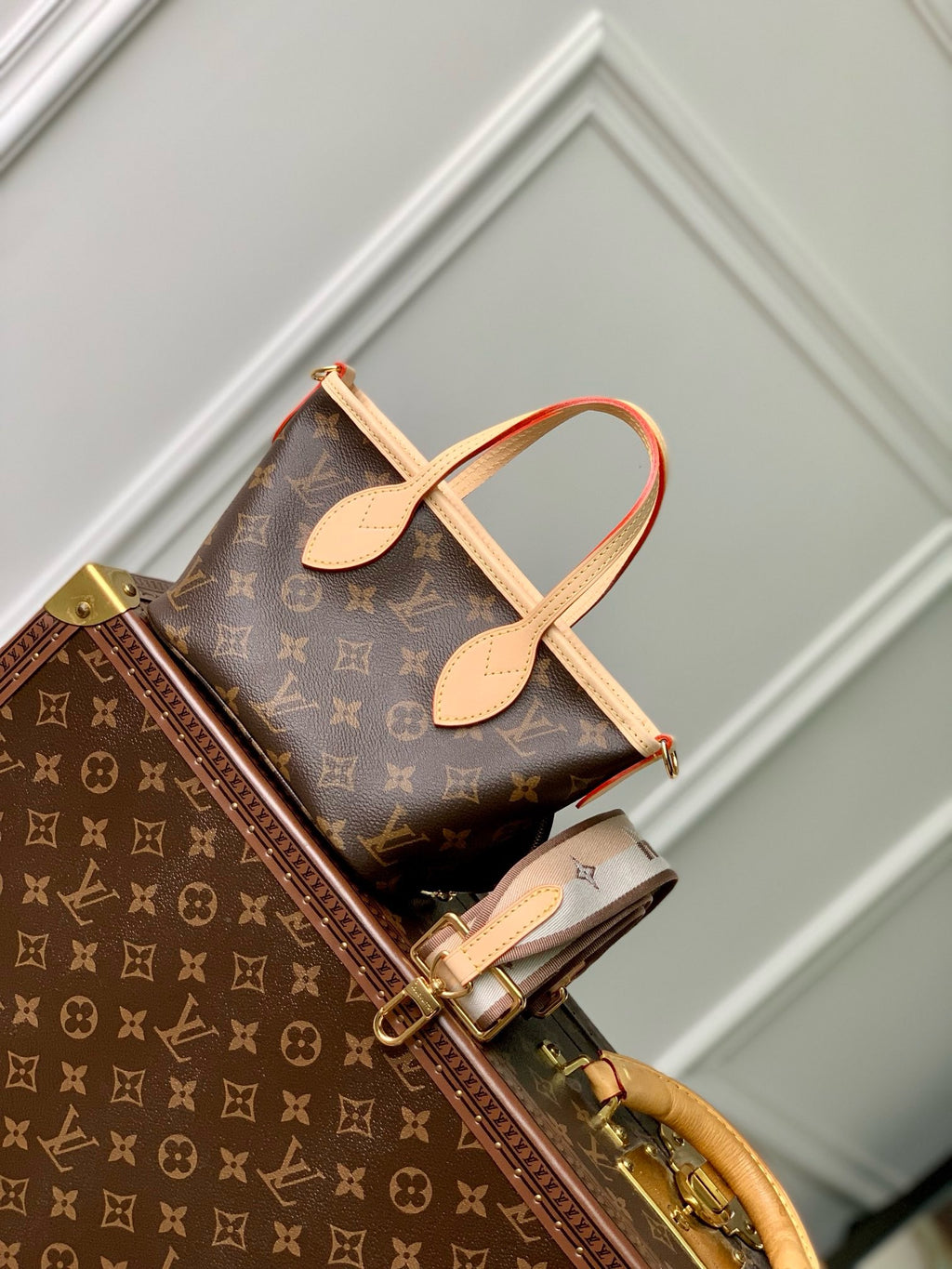 LOUIS VITTON - Neverfull BB