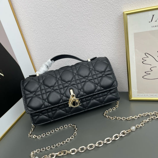 DIOR - lady dior
