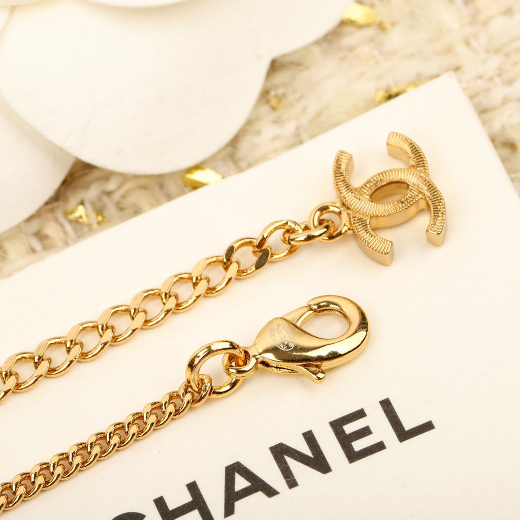 CHANEL - Crystal Necklace