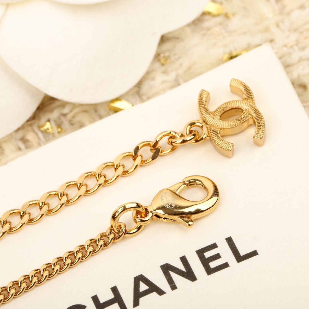 CHANEL - Crystal Necklace