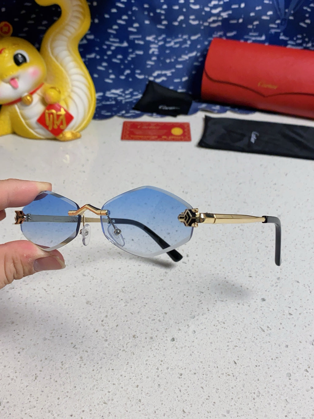 CARTIER - sunglasses