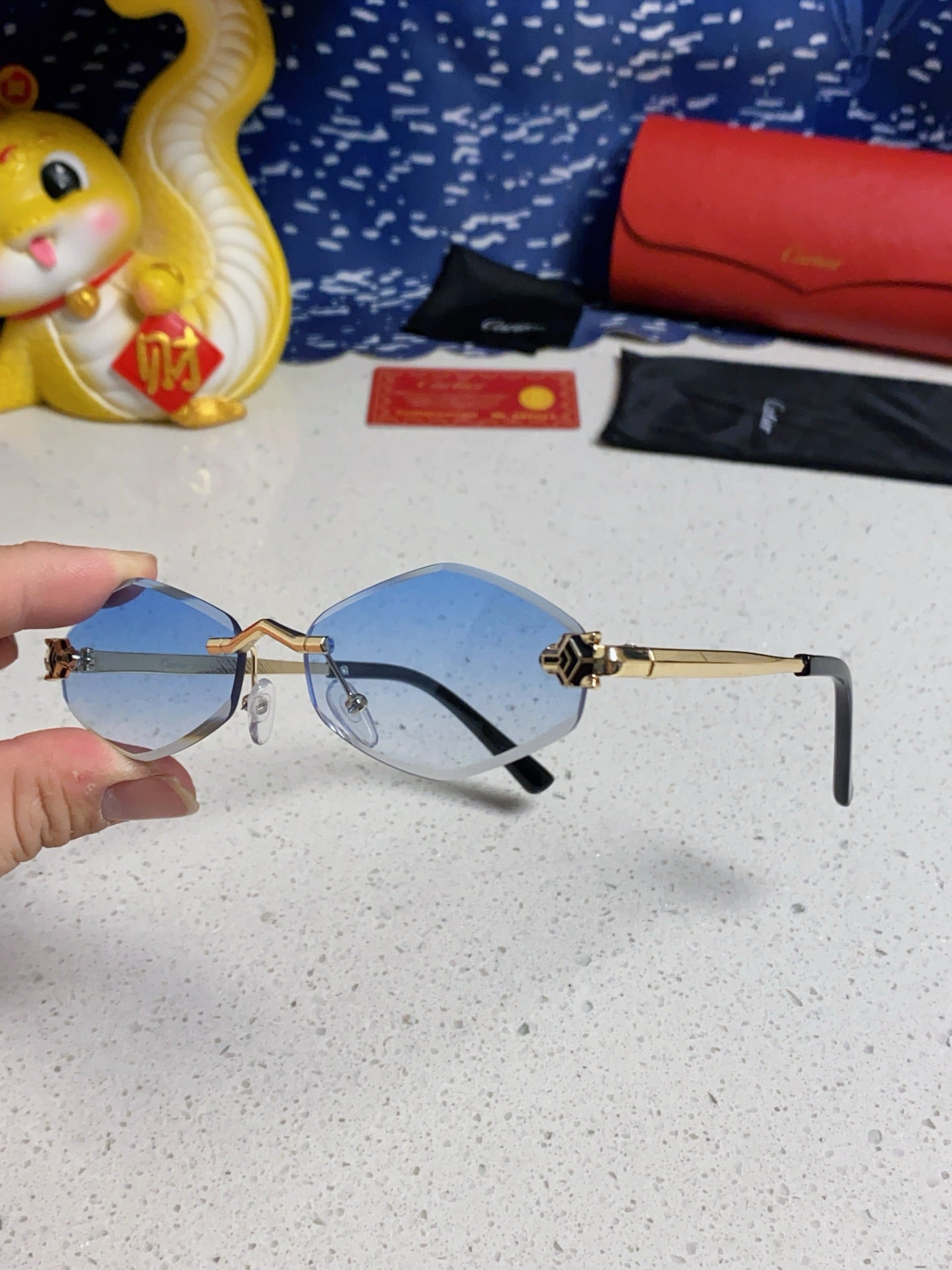 CARTIER - sunglasses