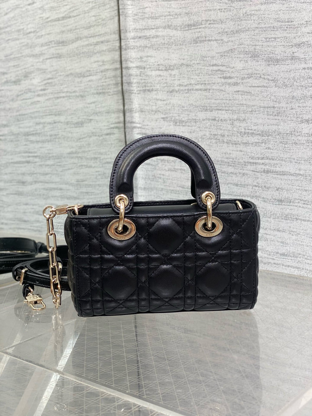 DIOR - D Joy bag