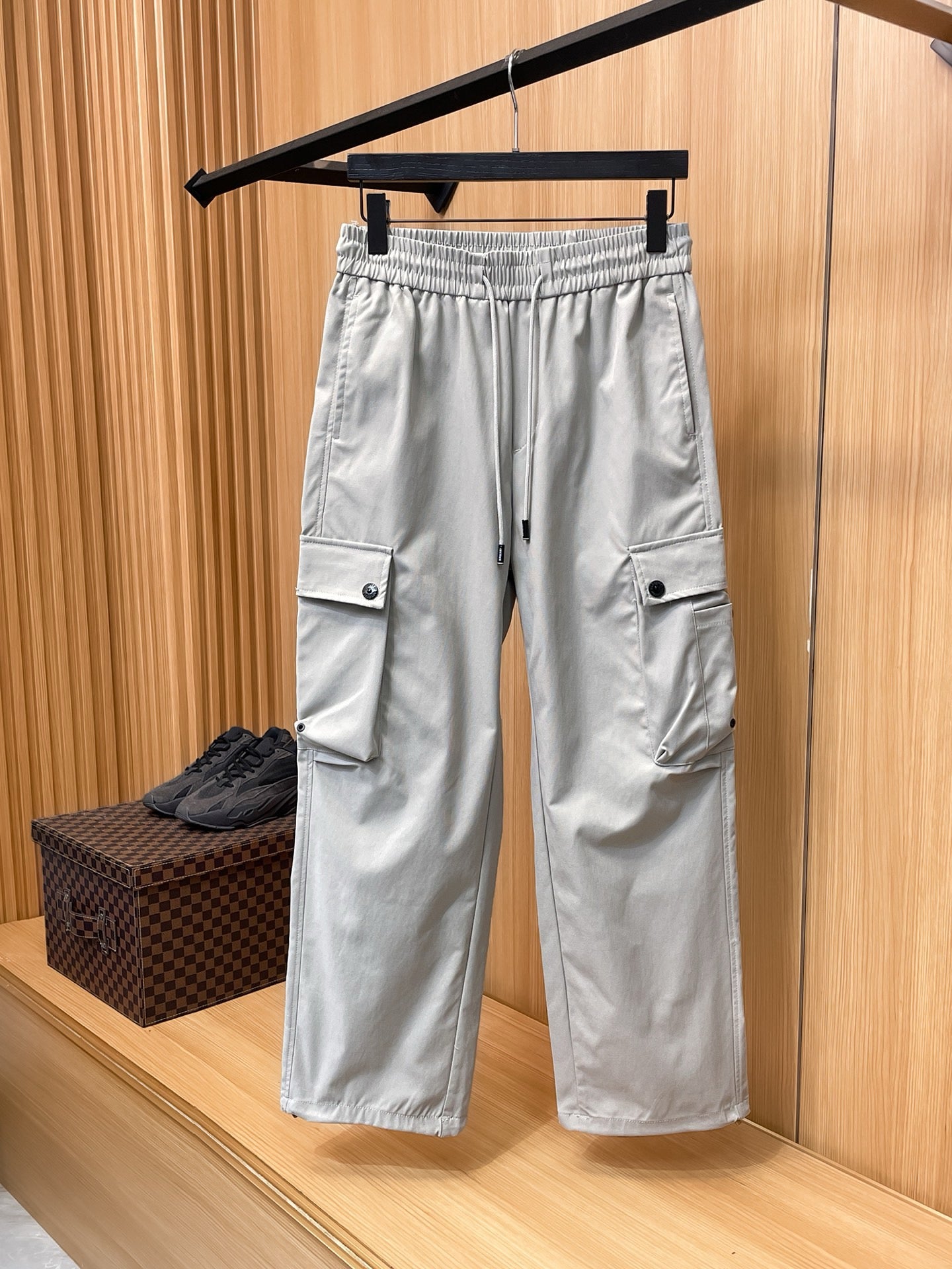 BURBERRY - Cargo Trousers