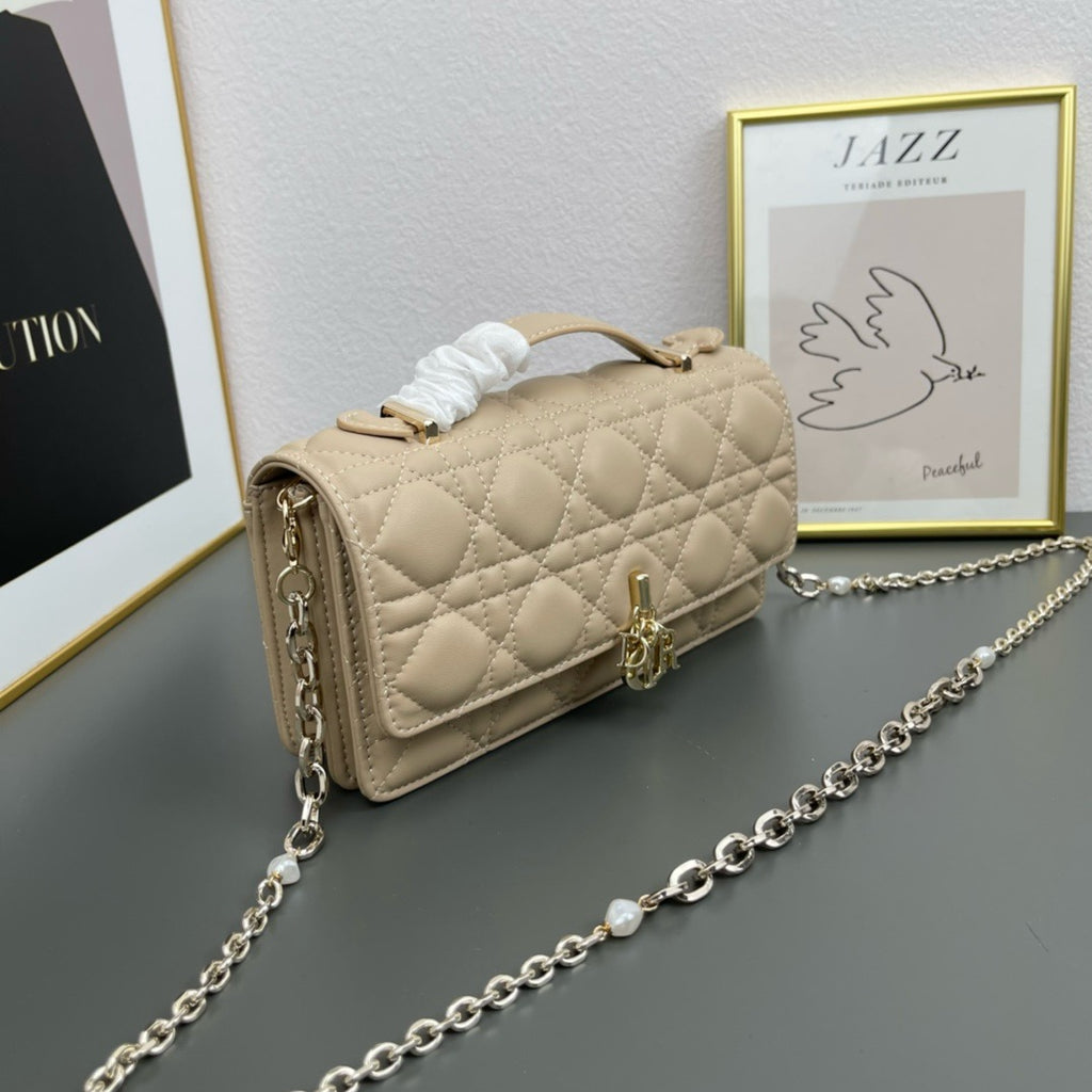 DIOR - lady dior