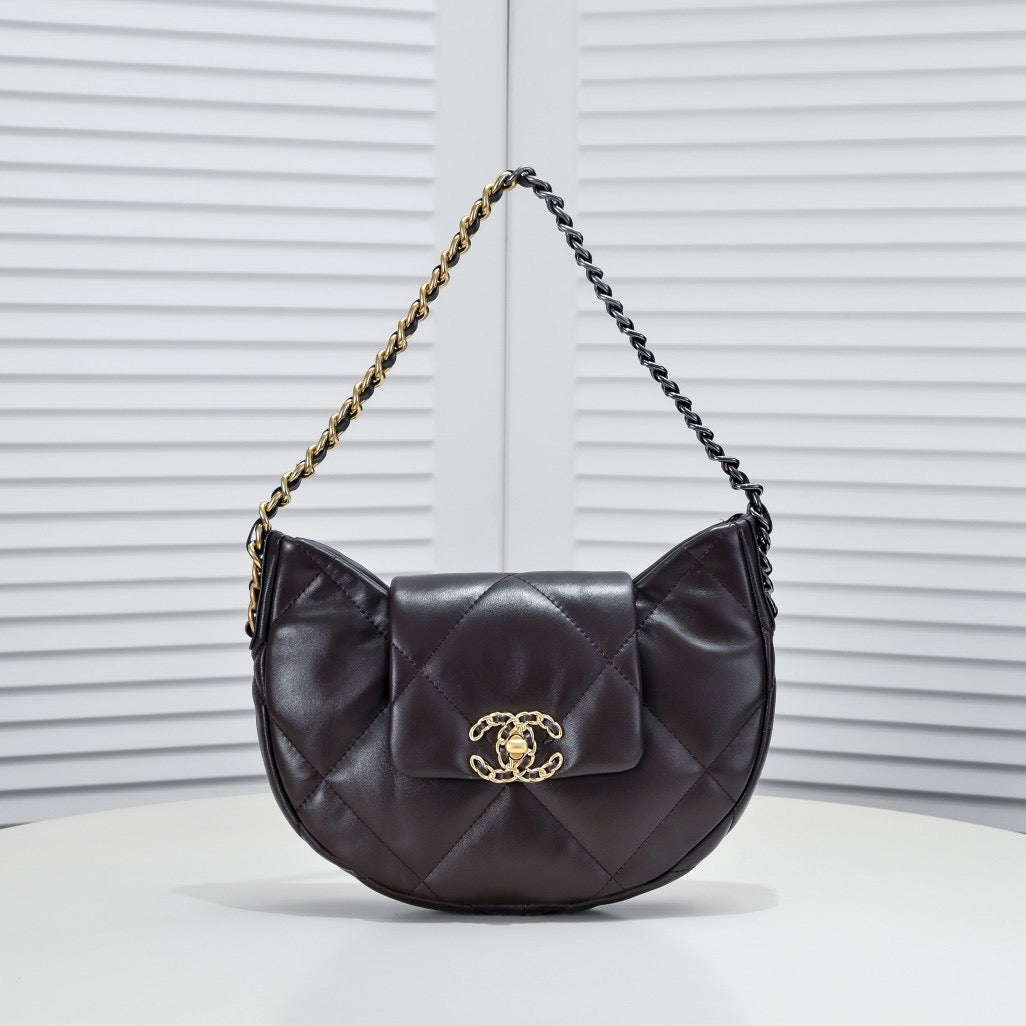 CHANEL - 2024 19 Flap Hobo