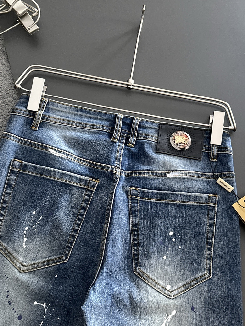 BURBERRY - Jeans