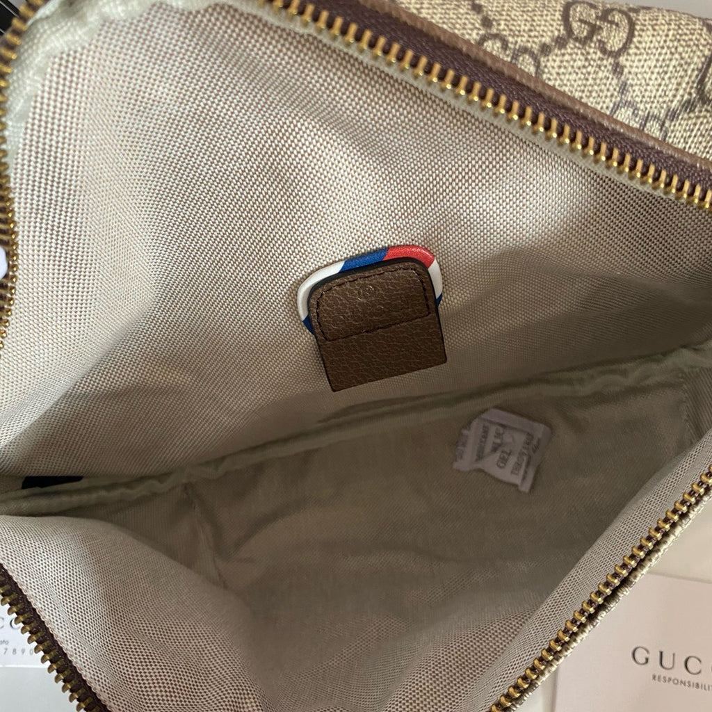 GUCCI - cangurera GG Supreme
