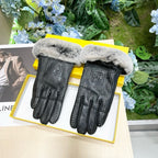 FENDI - Fur gloves