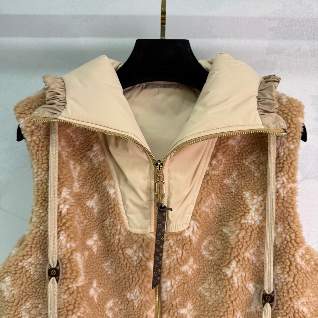 LOUIS VUITTON- Vest