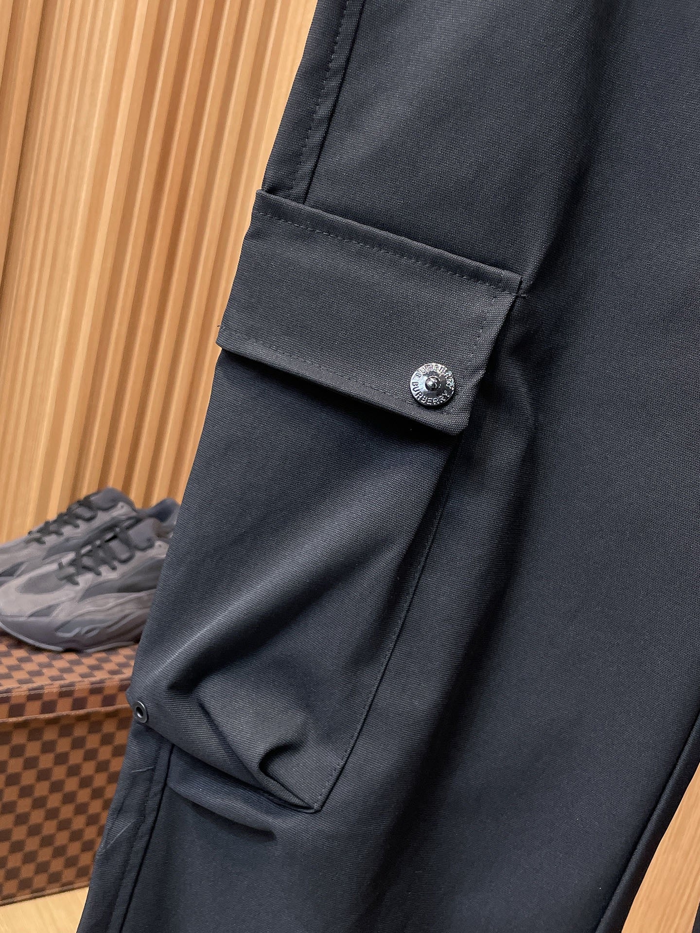 BURBERRY - Cargo Trousers