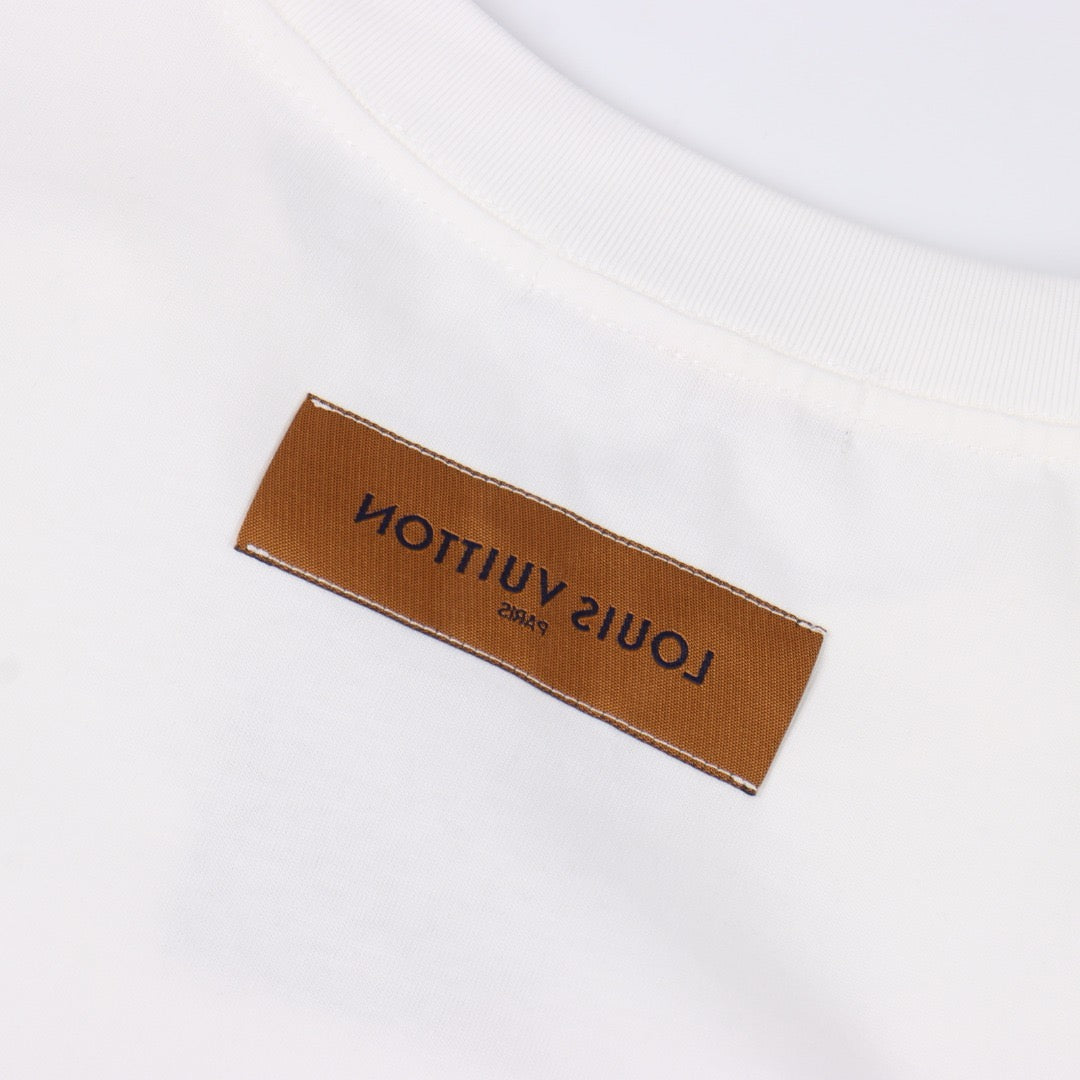 LOUIS VUITTON - T-shirt