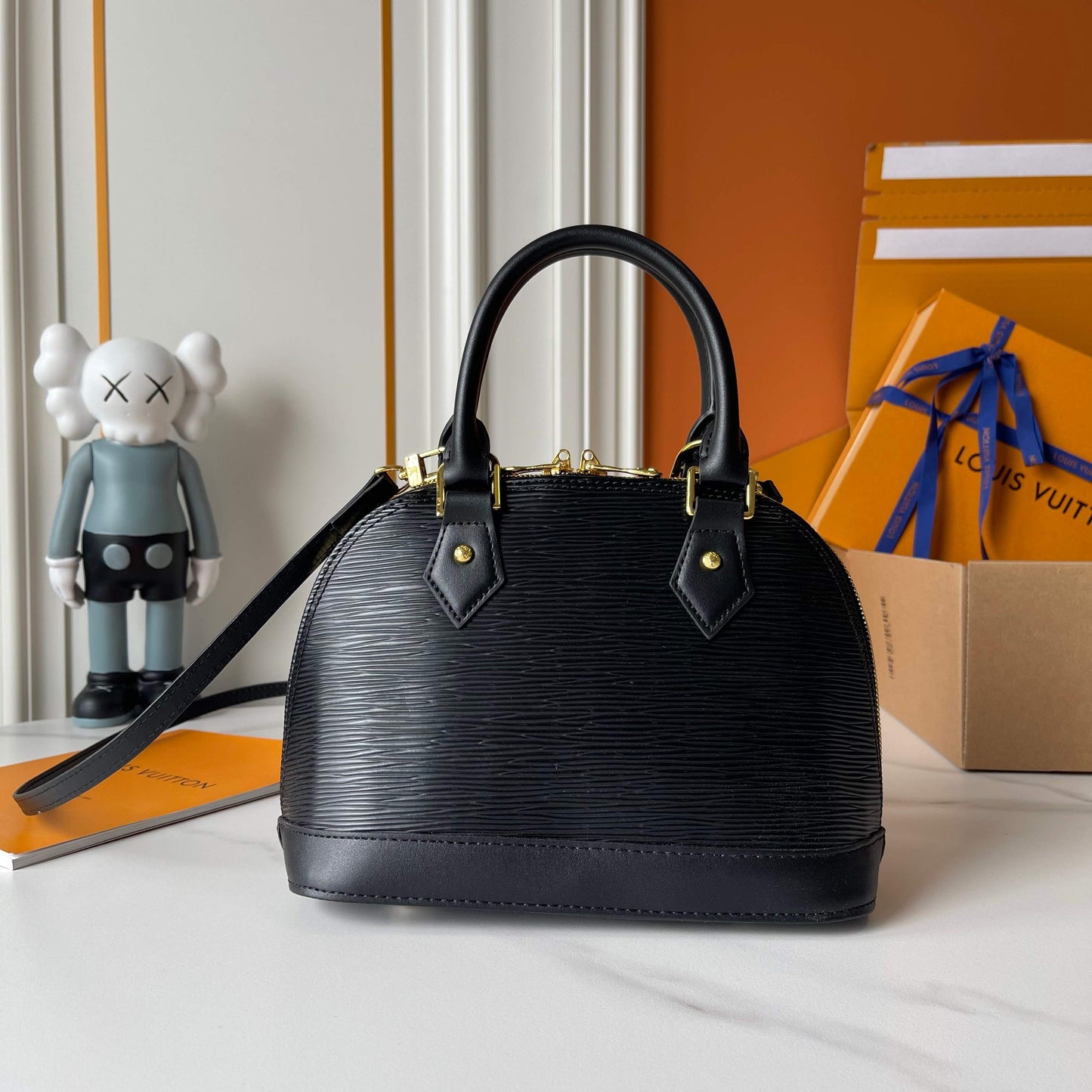 LOUIS VUITTON- Lv x TM nano alma