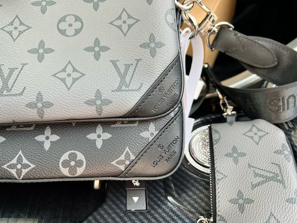 LOUIS VUITTON - Men’s Monogram Eclipse Reverse bag