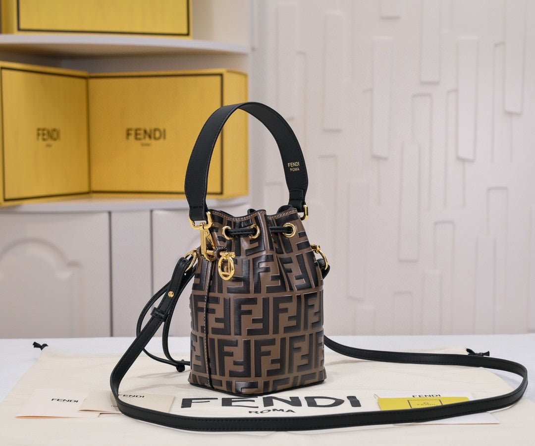 FENDI - Mon Tresor Bucket Bag