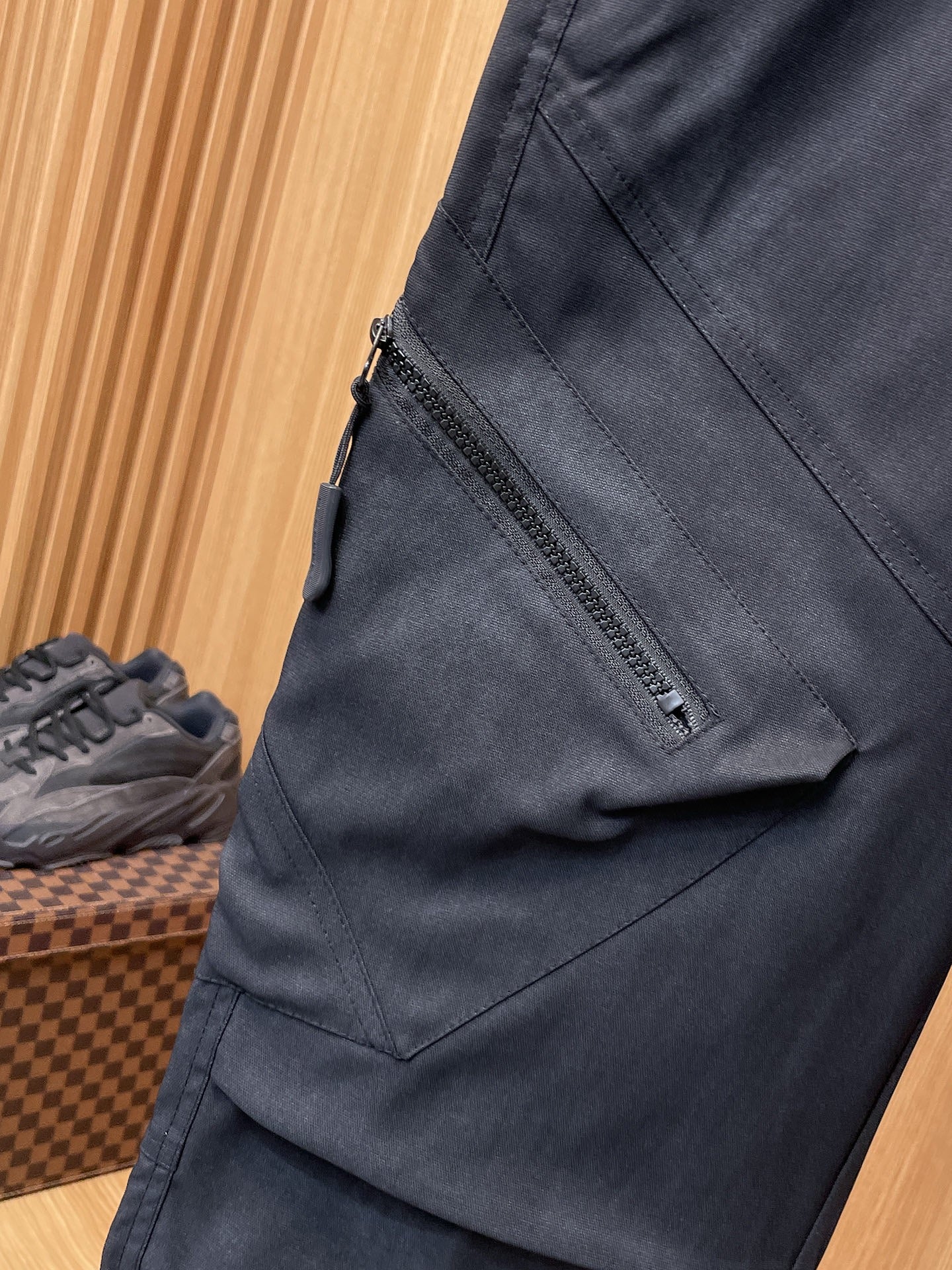 BURBERRY - Cargo trousers