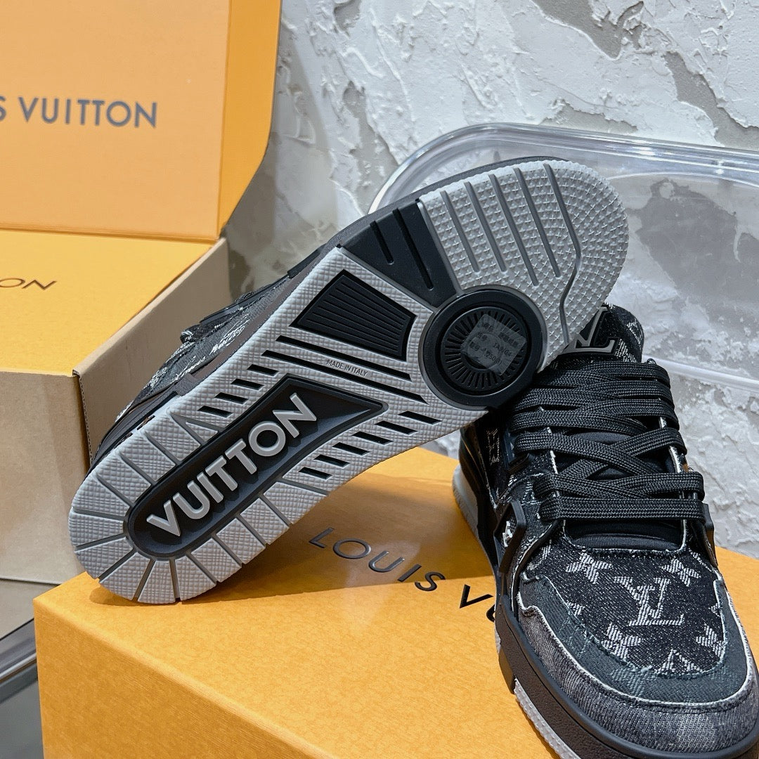 LOUIS VUITTON - Trainer Sneaker