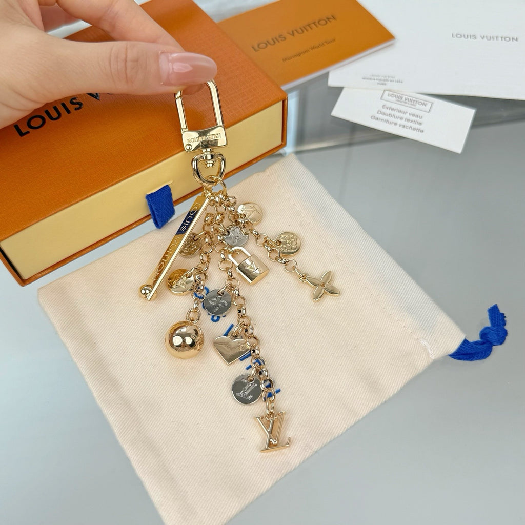 LOUIS VUITTON - bag charm