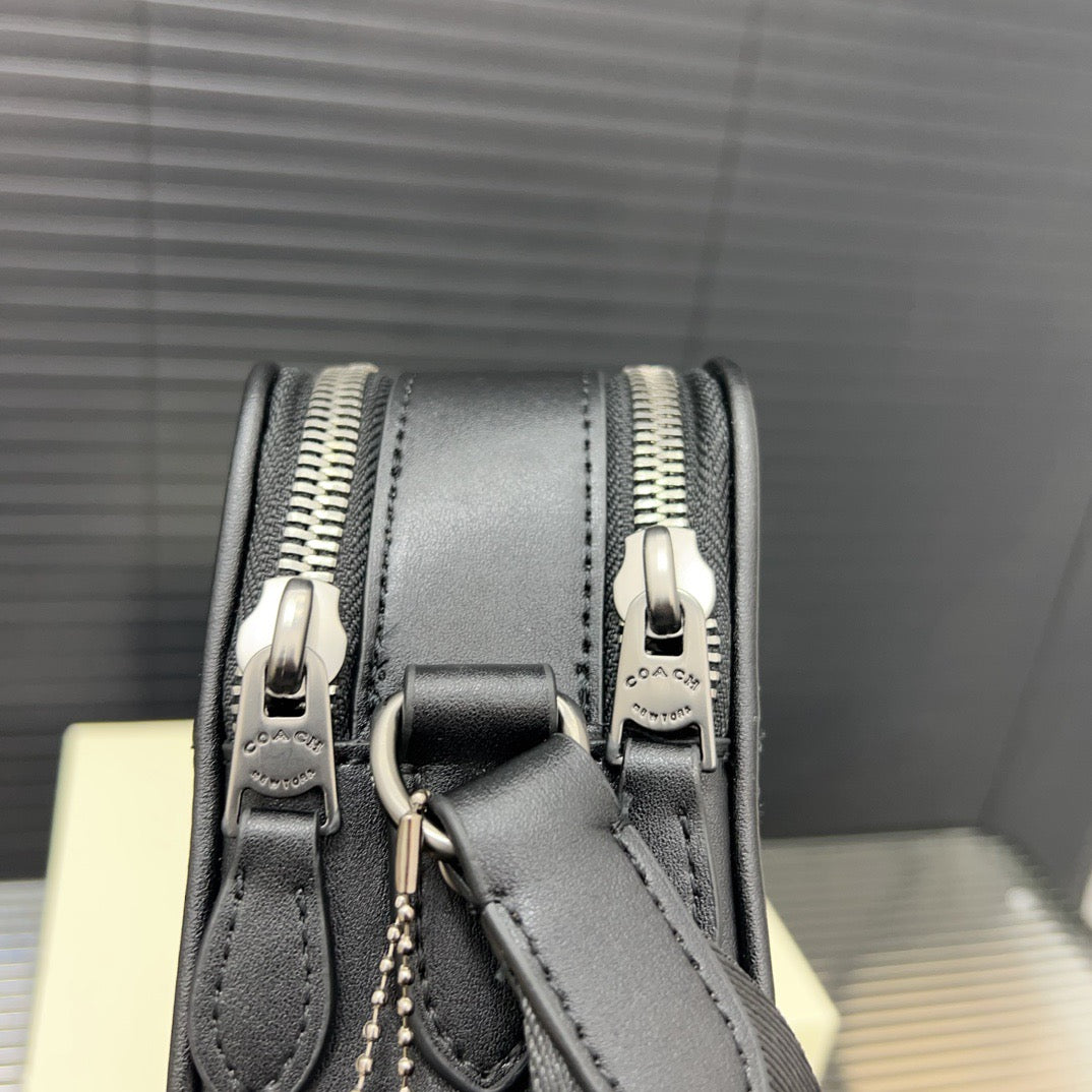 COACH - Men’s Charter 24 bag